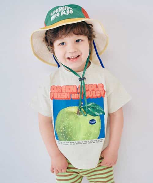 元気いっぱいひまわりとリンゴのグラフィックTシャツ