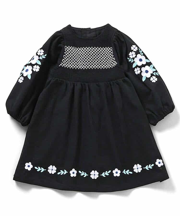 フラワー刺繍ワンピース